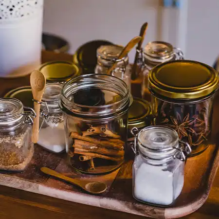 خرید جار شیشه‌ای مناسب بسته‌بندی مواد غذایی و آرایشی - تصویر شماره 1