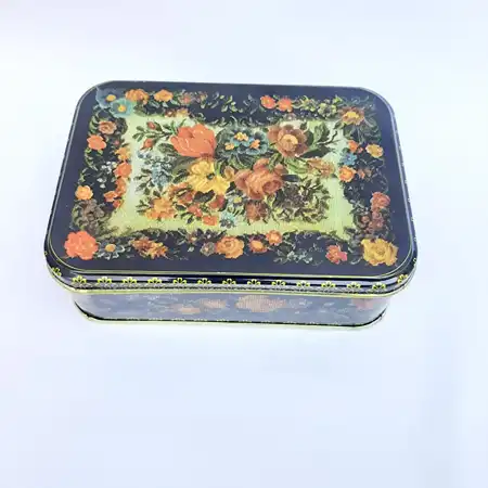 تصویر محصول قوطی فلزی مستطیلی 10×14 ارتفاع 4/5 سانت بدون طلق طرح کوبلن